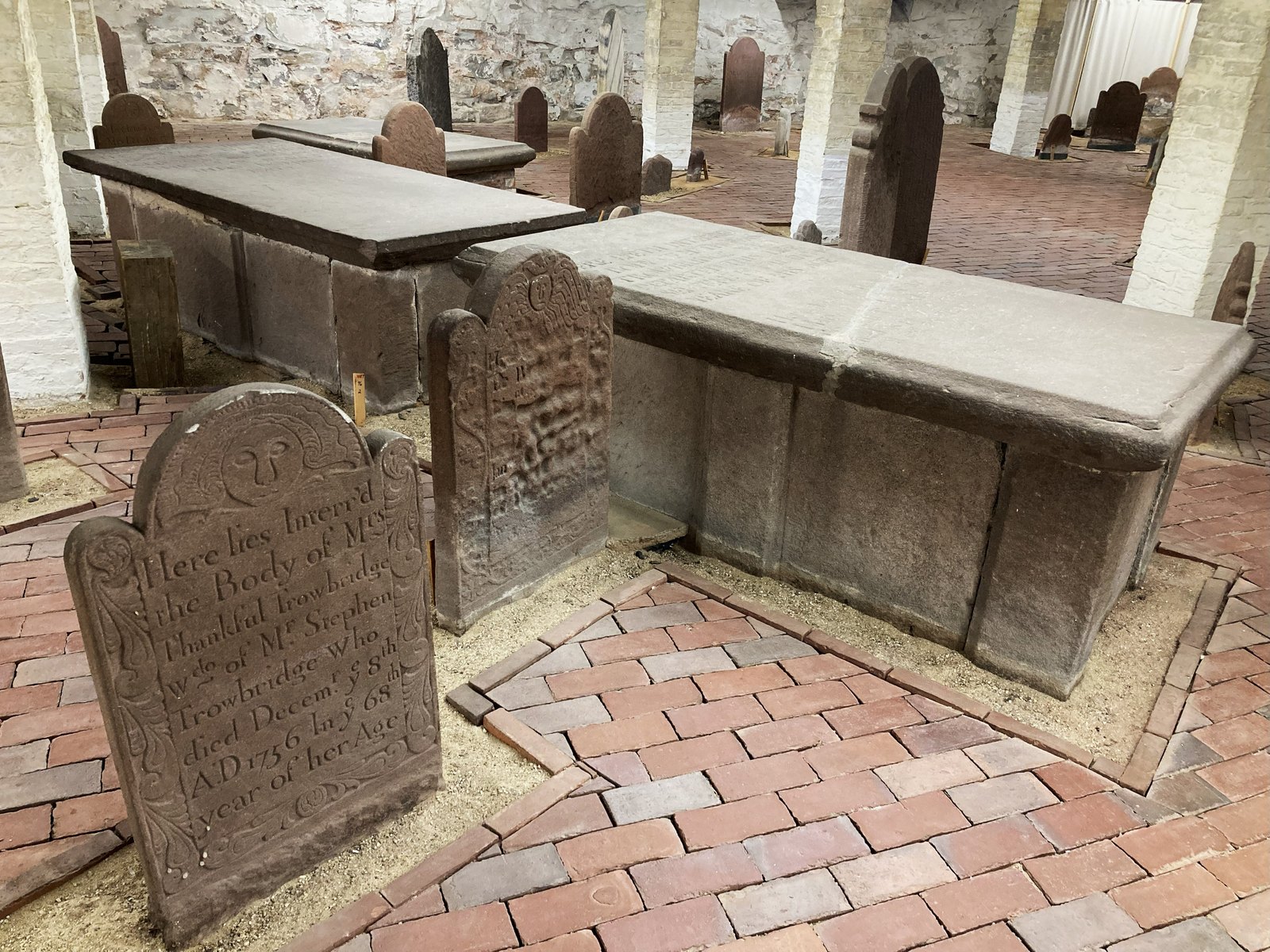 Center Church crypt · Marty Aligata · CC BY-SA 4.0
