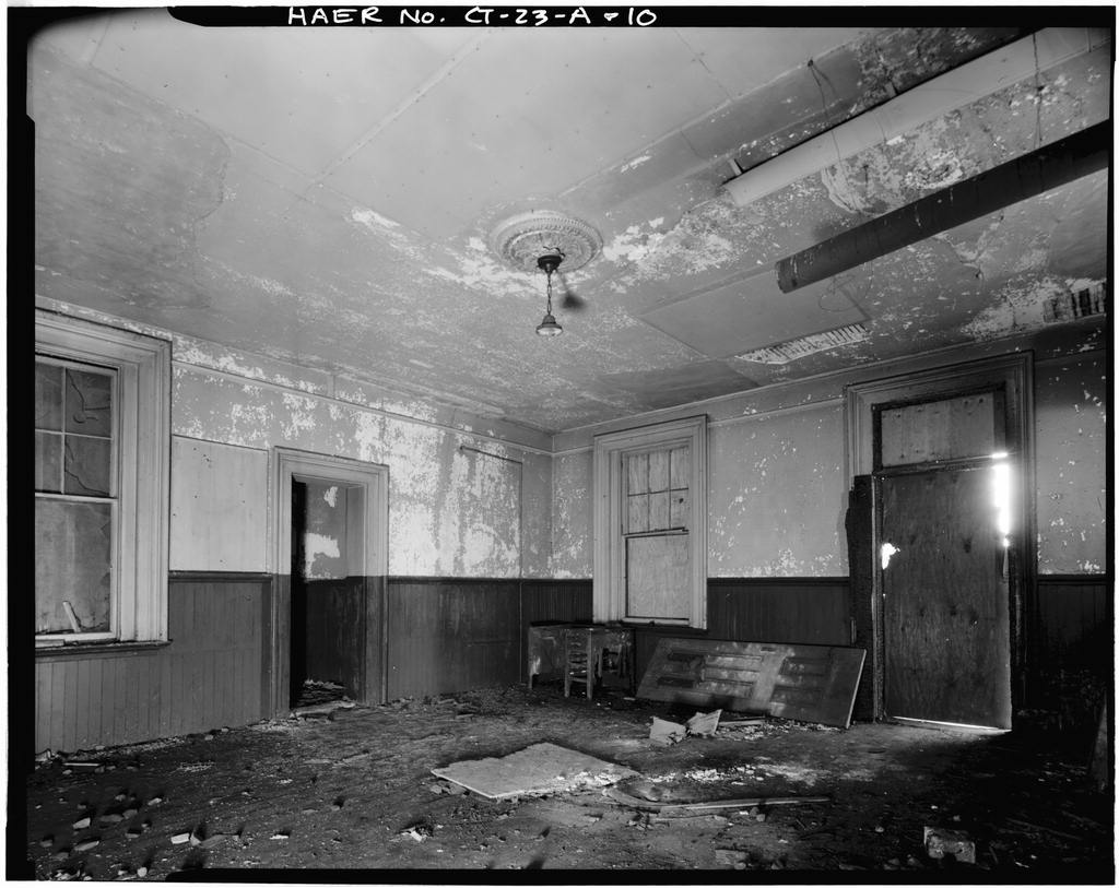NORTH (LADIES') WAITING ROOM, NORTH AND EAST WALLS - Hartford & New Haven Railroad, Depot, 35 Central Street,…