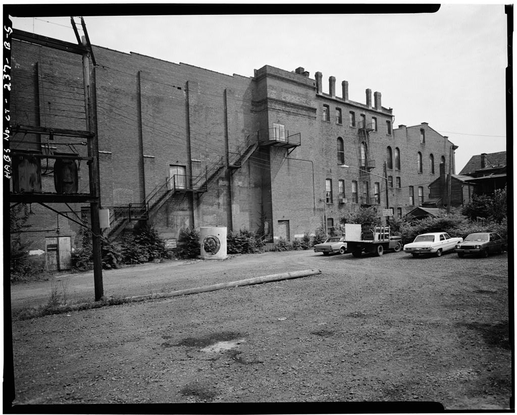 EXTERIOR, THEATER CONNECTION TO MIDDLESEX MUTUAL OFFICE BUILDING - Metro South Historic District, Middlesex Theater,…