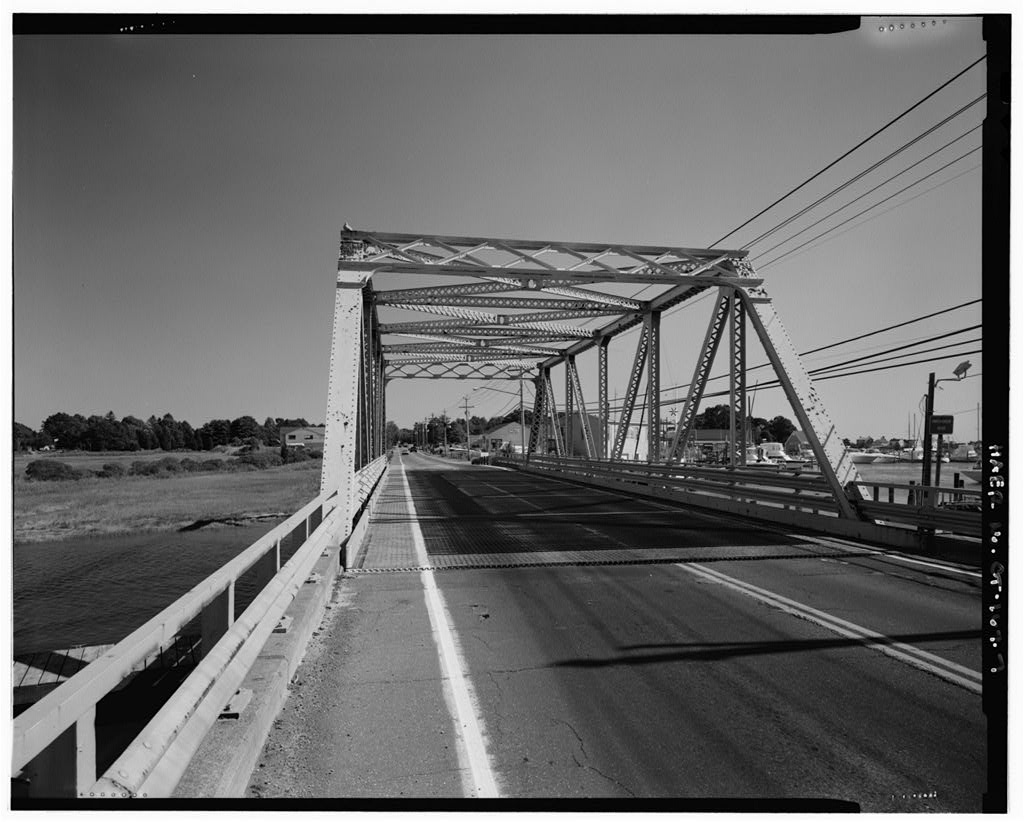 View of bridge looking east - Singing Bridge, U.S. Route 1, over Patchogue River, Westbrook, Middlesex County, CT